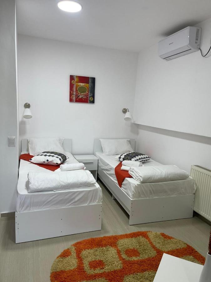 Hostel Tripoli Palace Bucarest Exterior foto