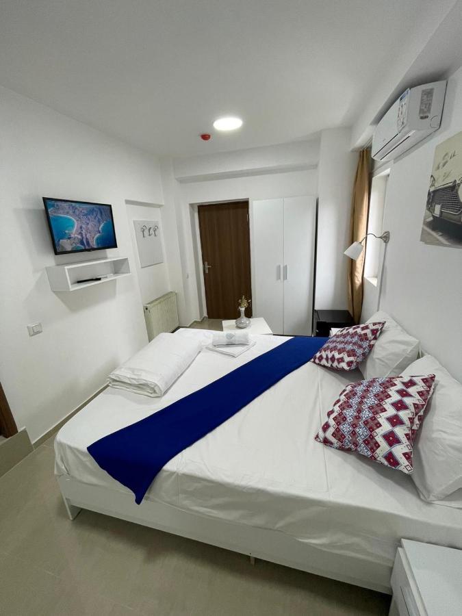 Hostel Tripoli Palace Bucarest Exterior foto